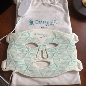 Omnilux Contour LED Light Face Mask
